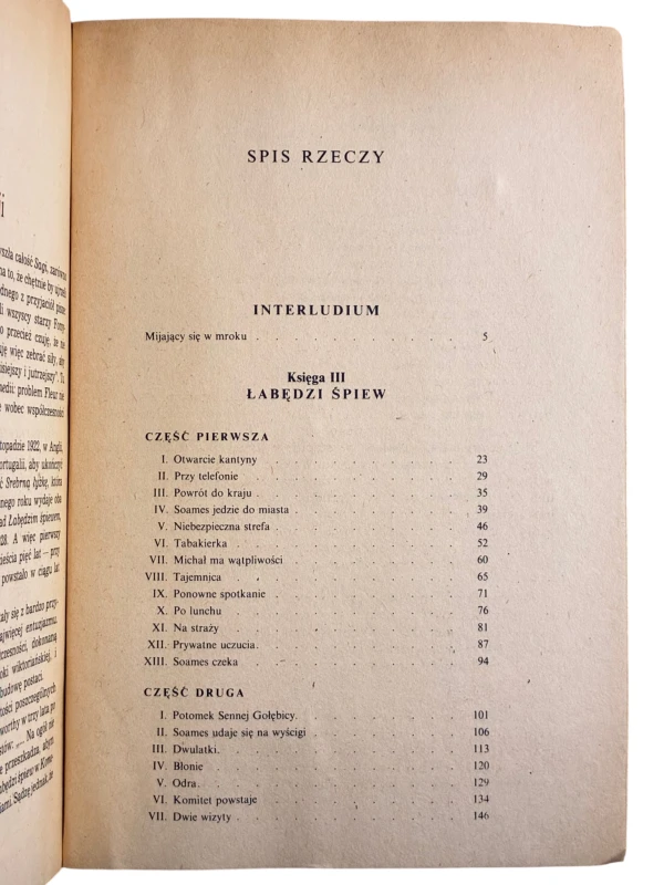 Nowoczesna komedia Tom 3 Mijający się w mroku, Łabędzi śpiew John Galsworthy